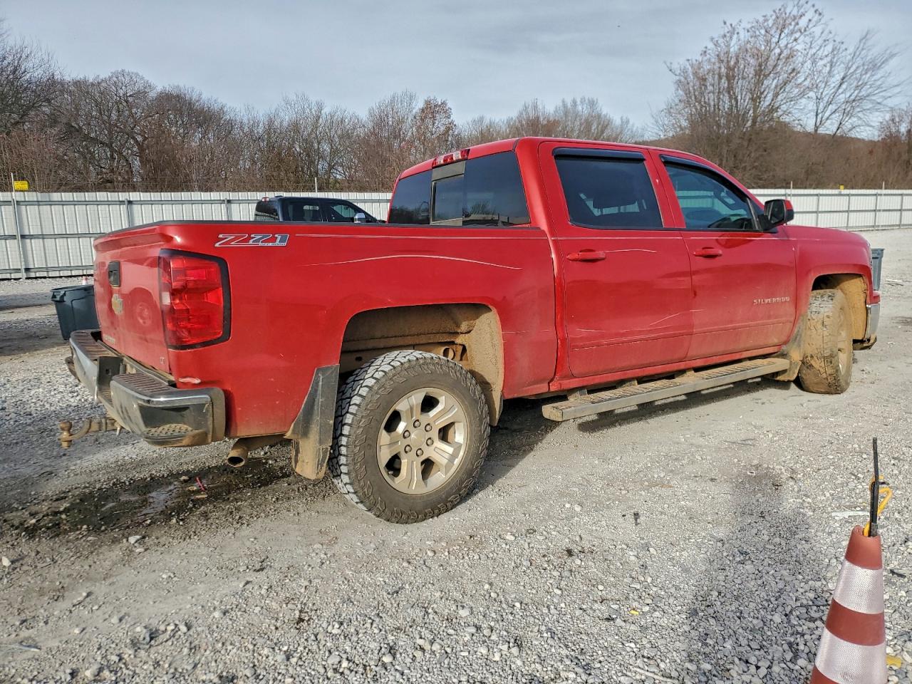 2015 CHEVROLET SILVERADO K1500 LT photo 3
