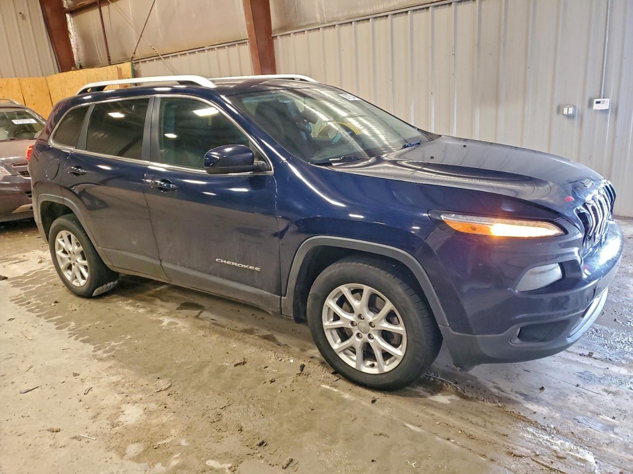 2014 JEEP CHEROKEE LATITUDE photo 4