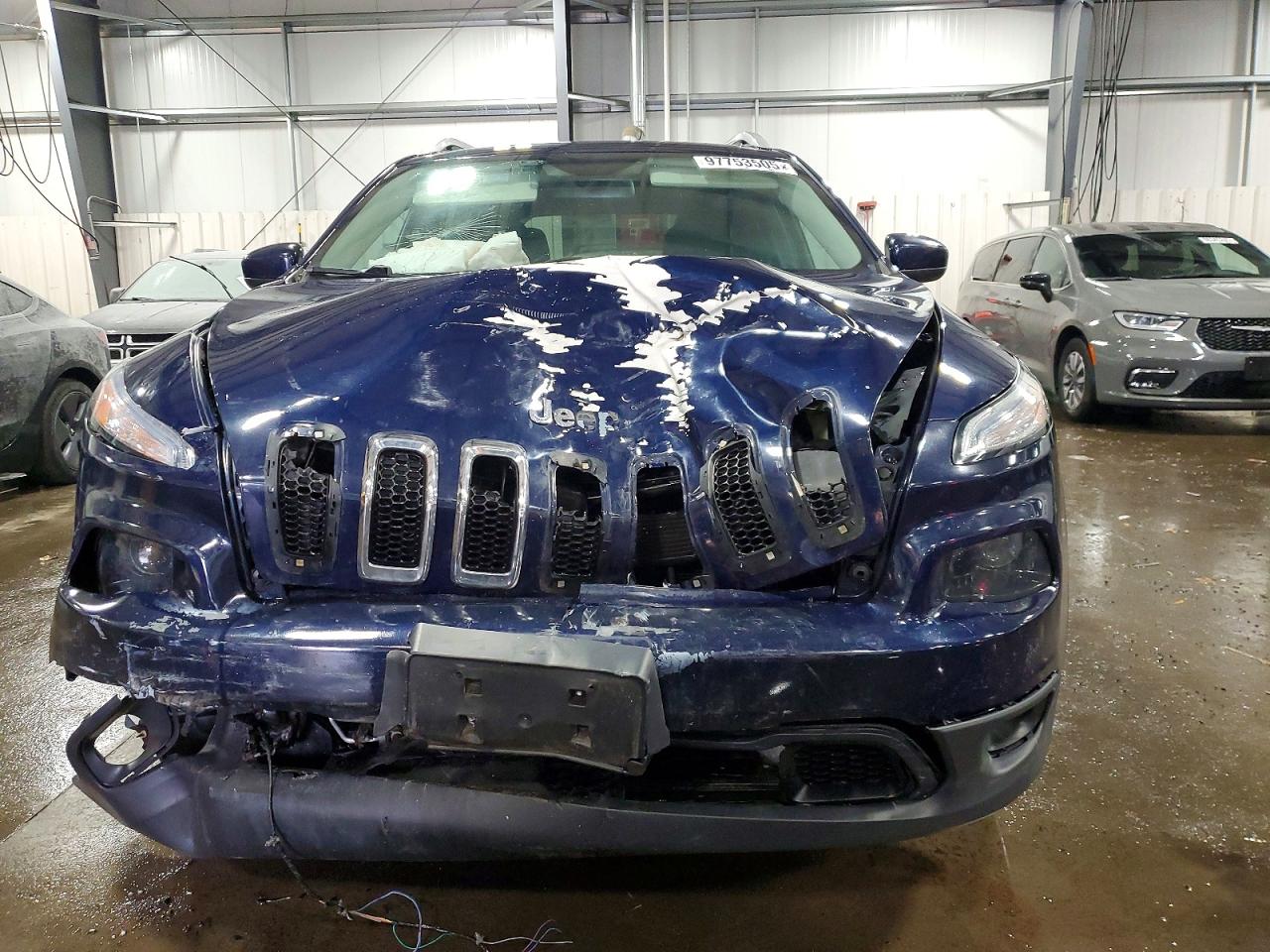2016 JEEP CHEROKEE LATITUDE photo 9