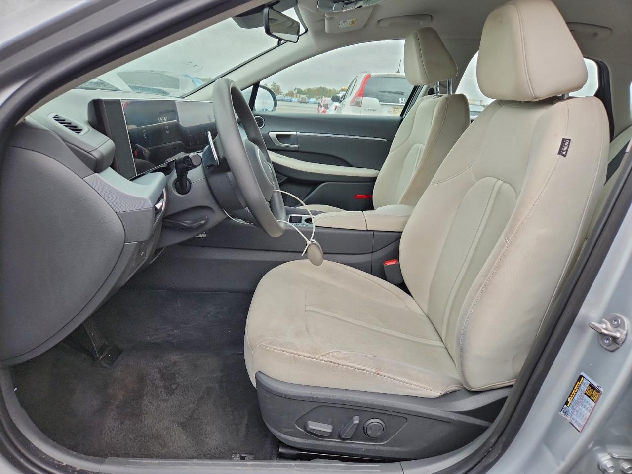 2024 HYUNDAI SONATA SEL photo 7
