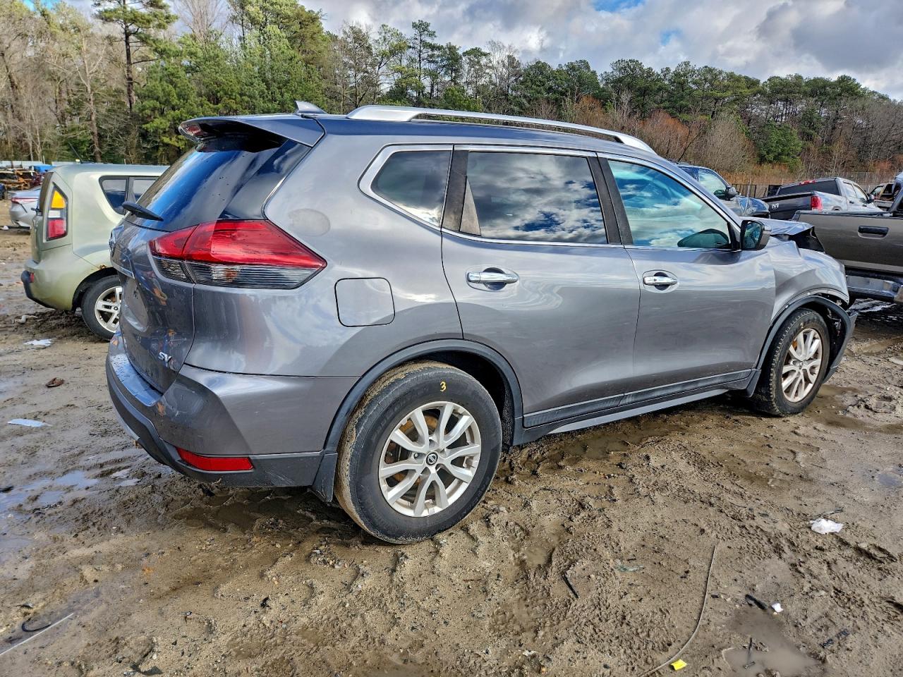 2017 NISSAN ROGUE S photo 5