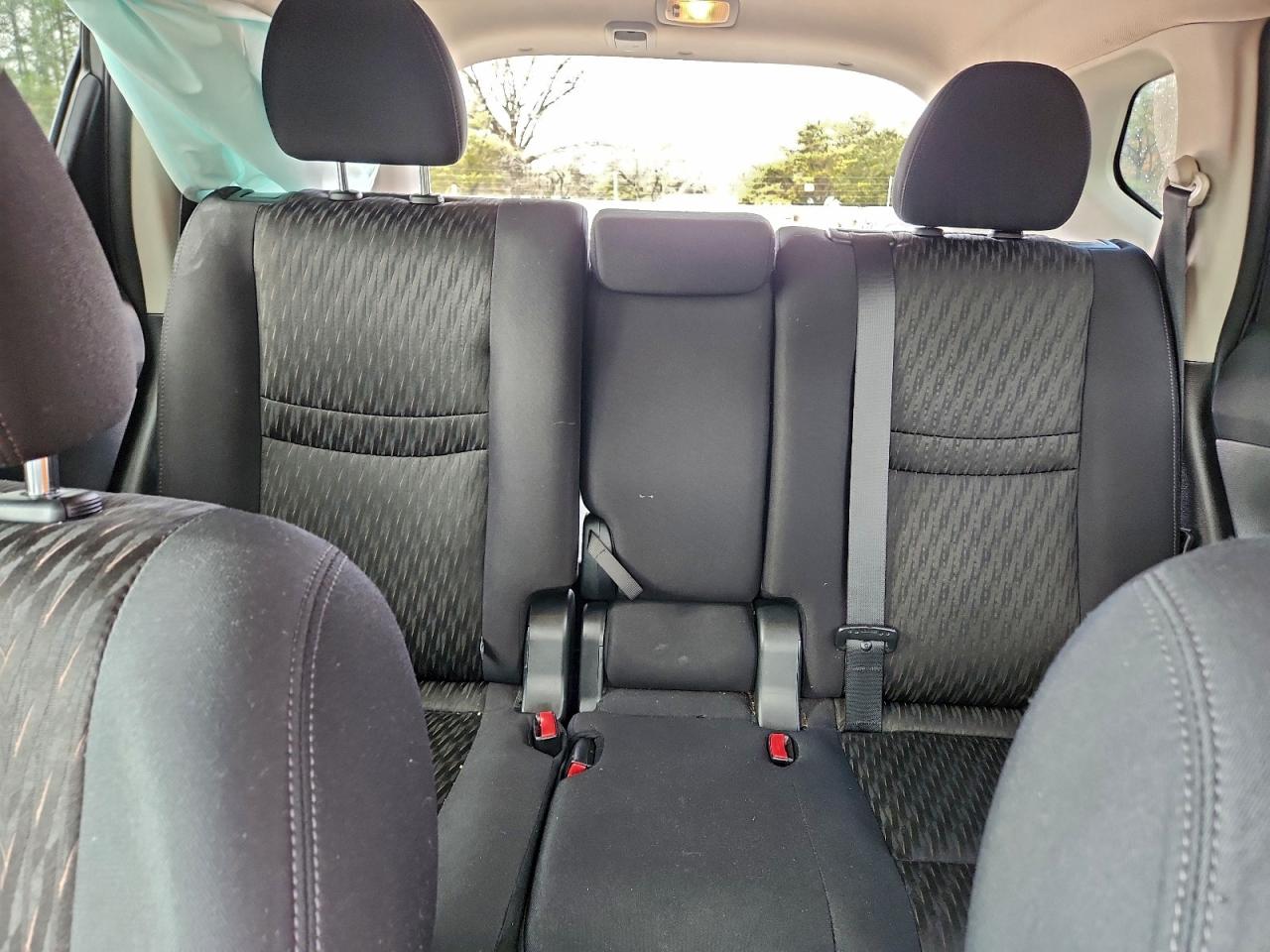 2017 NISSAN ROGUE S photo 19