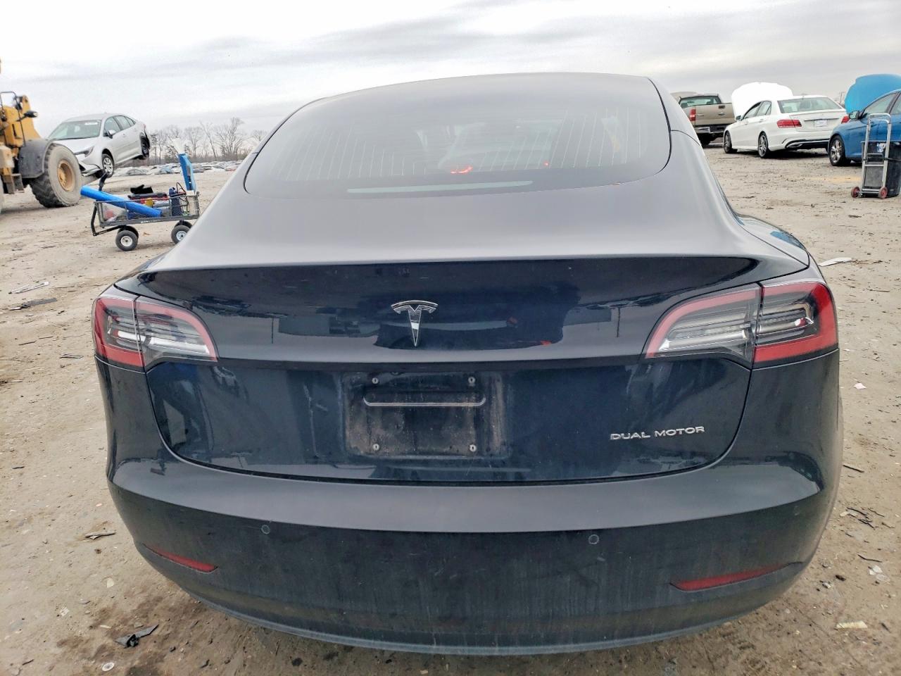 2018 TESLA MODEL 3 photo 16