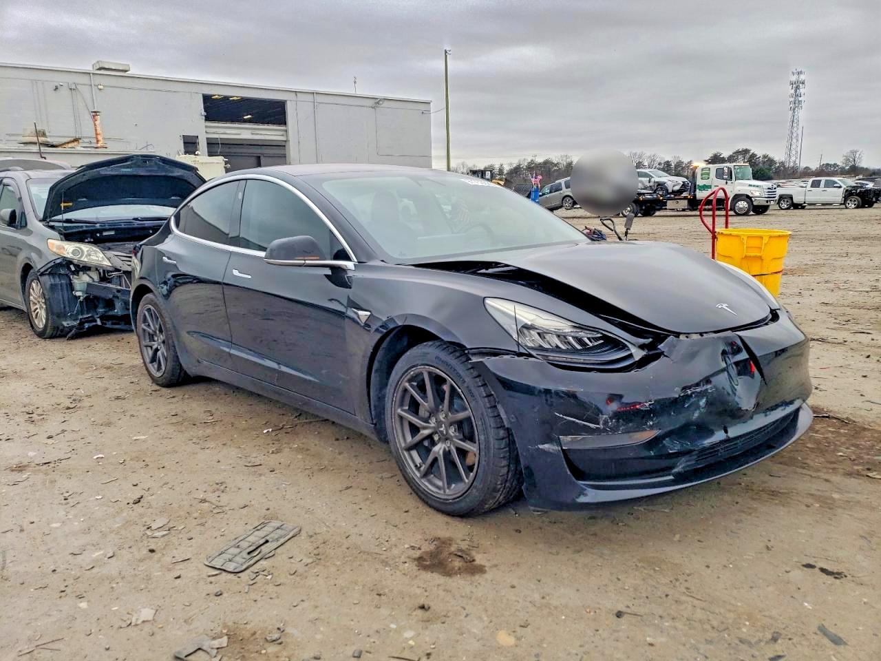 2018 TESLA MODEL 3 photo 10