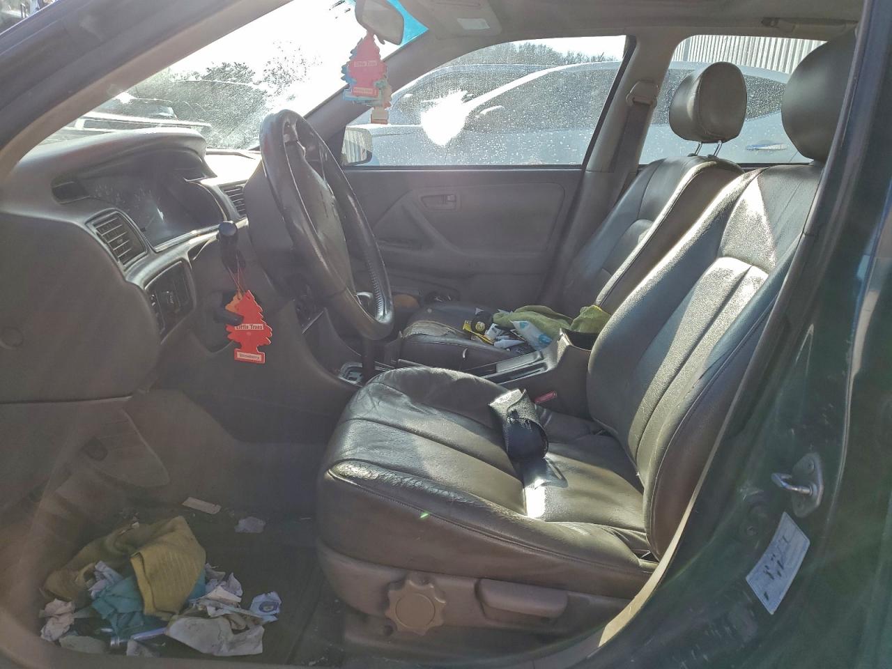 1997 TOYOTA CAMRY CE photo 7