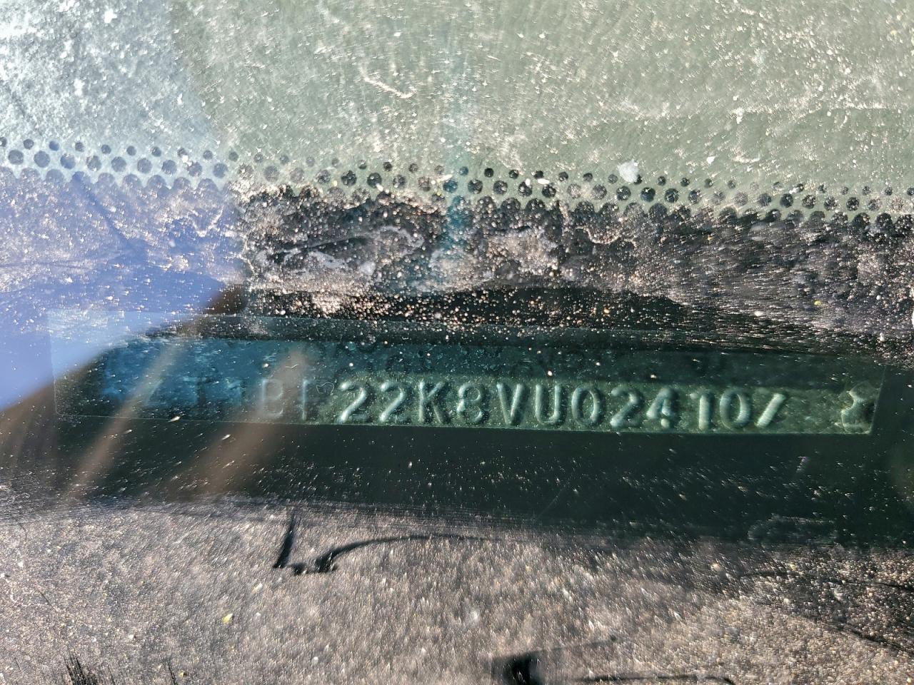 1997 TOYOTA CAMRY CE photo 12