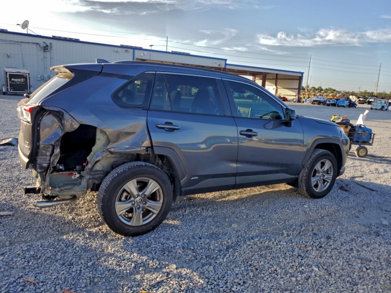 2024 TOYOTA RAV4 LE photo 3