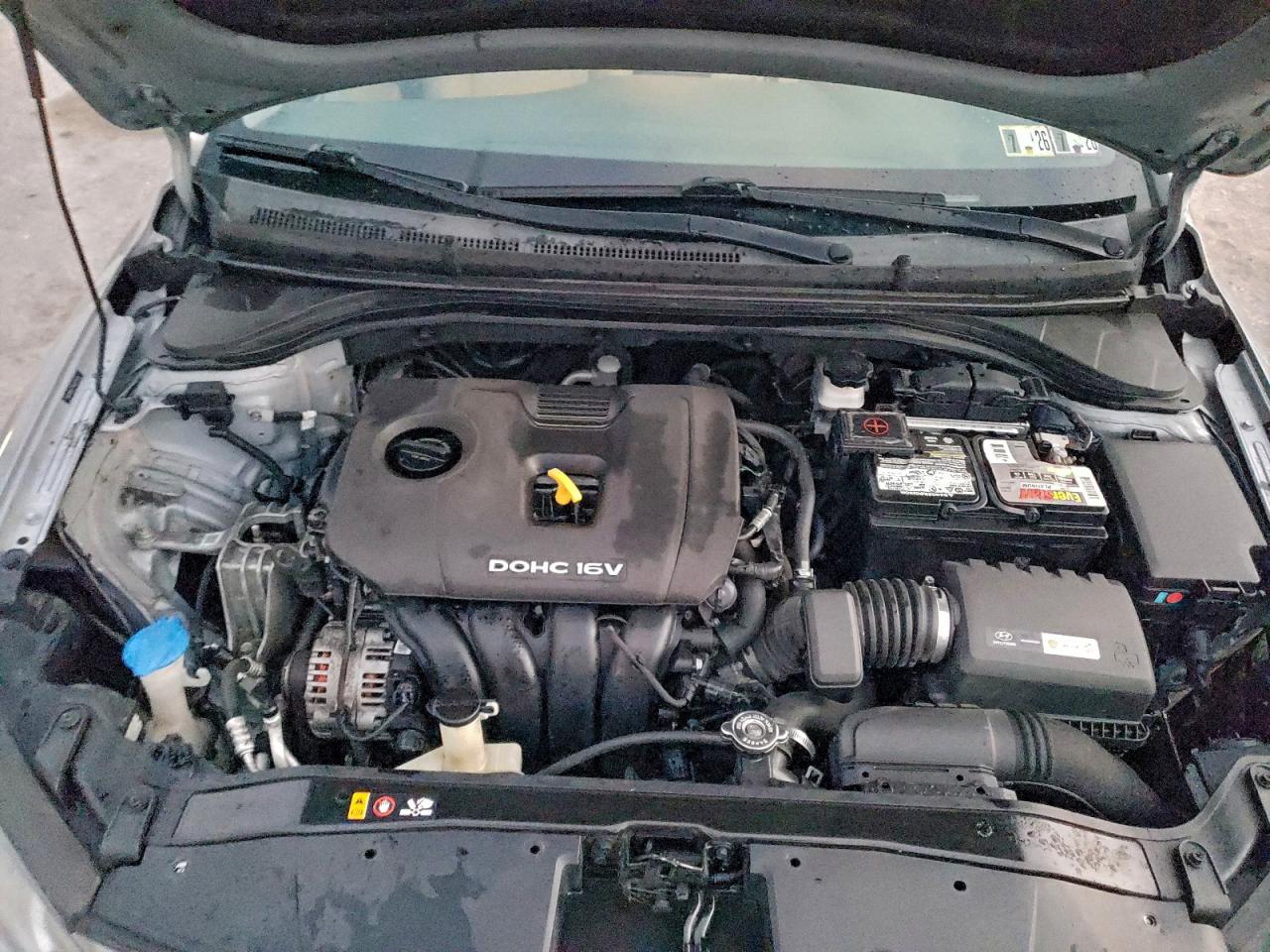2017 HYUNDAI ELANTRA SE photo 11