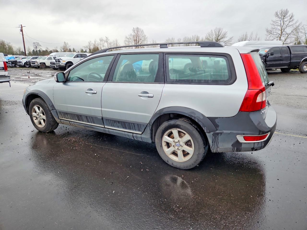 2008 VOLVO XC70 photo 2