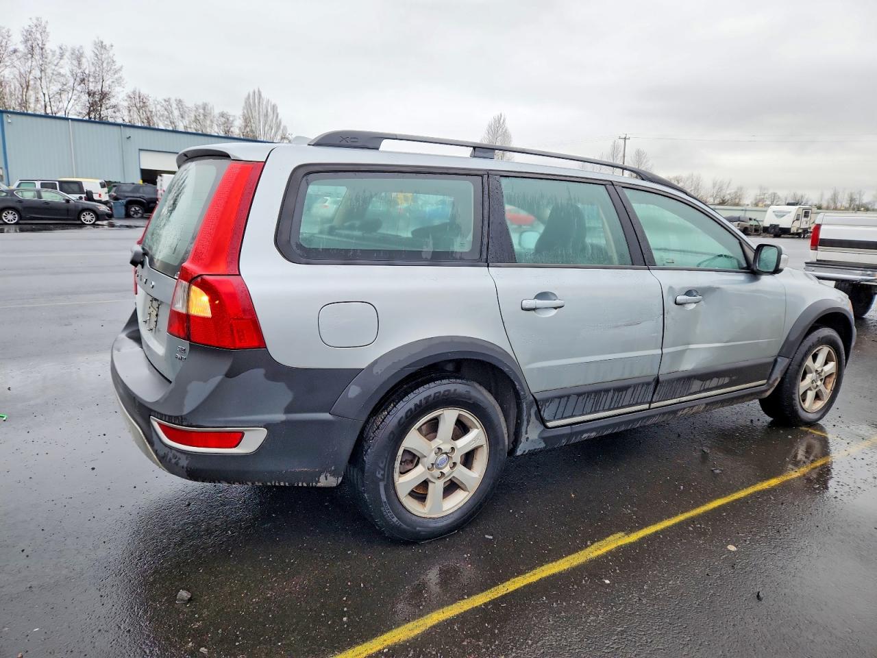 2008 VOLVO XC70 photo 3