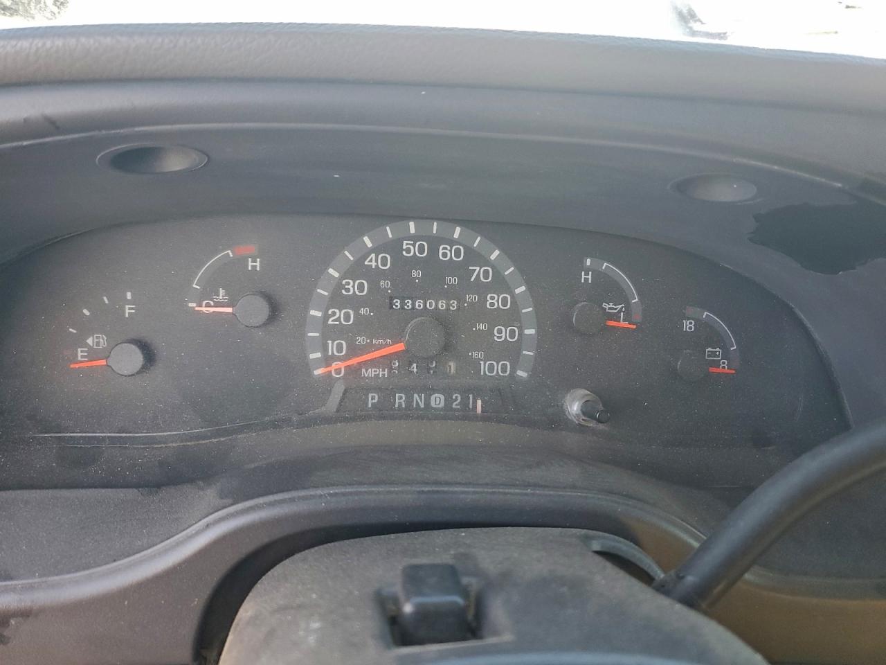 2003 FORD ECONOLINE E150 VAN photo 9