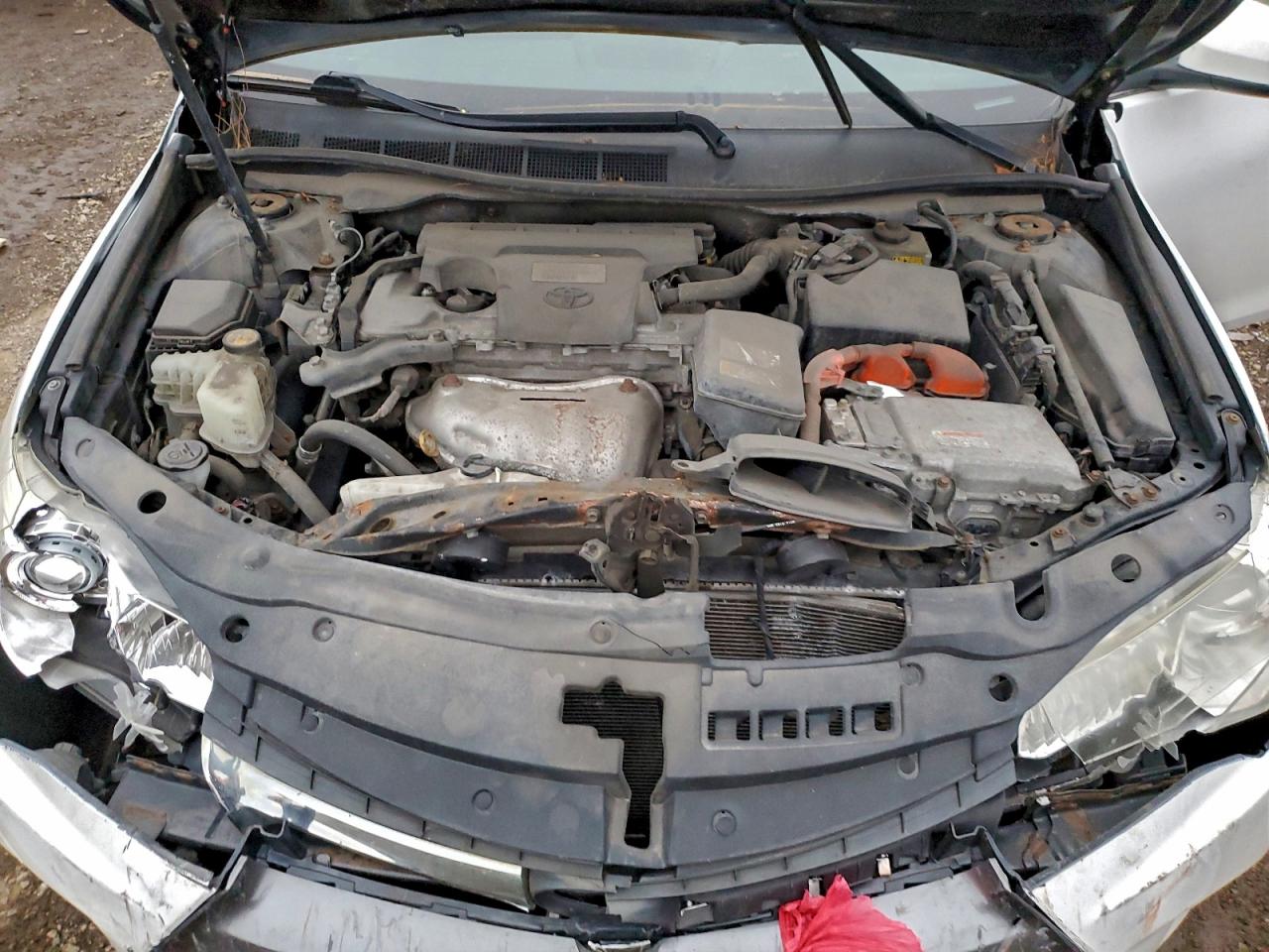 2016 TOYOTA CAMRY HYBRID photo 11