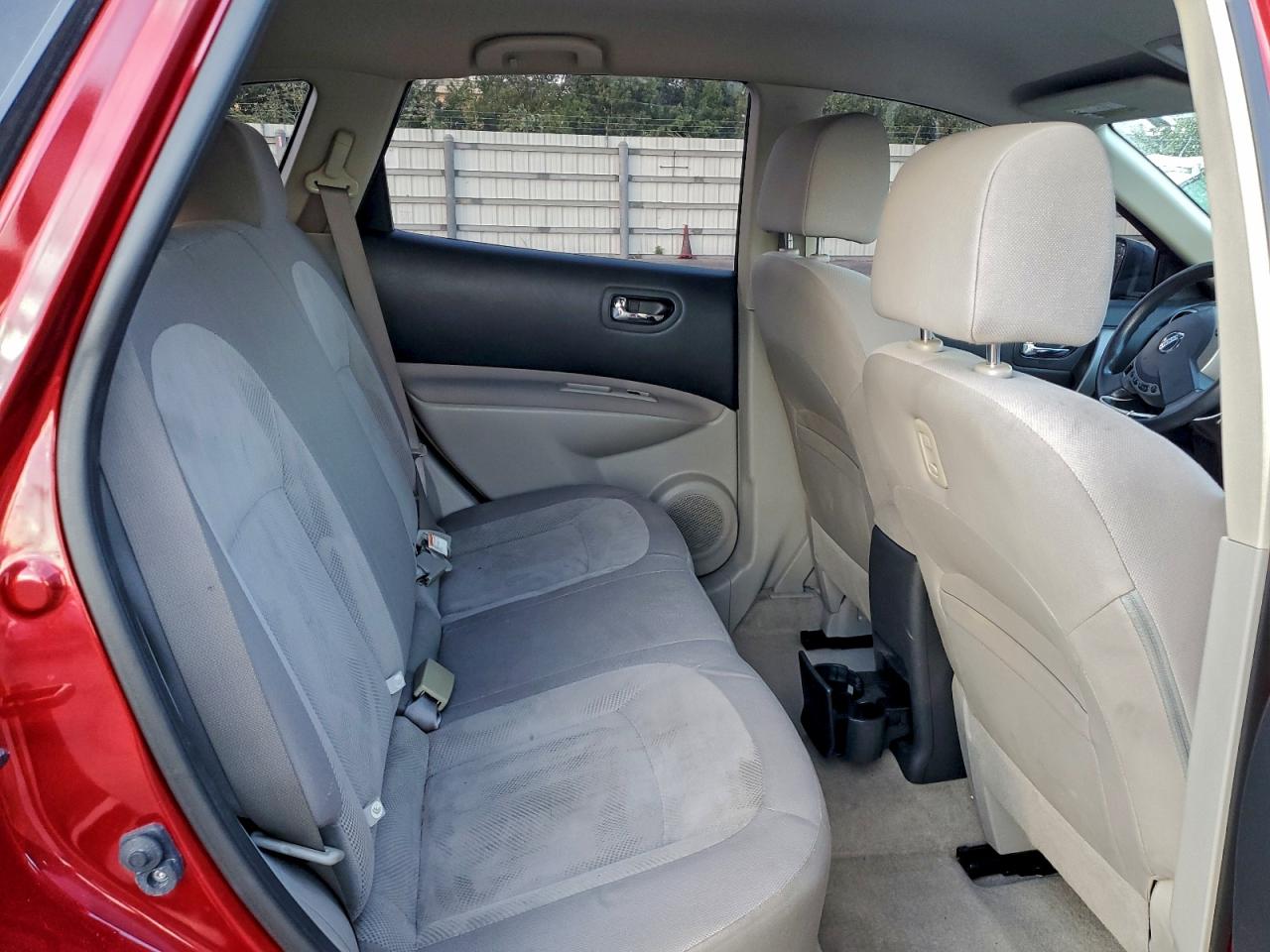 2014 NISSAN ROGUE photo 11