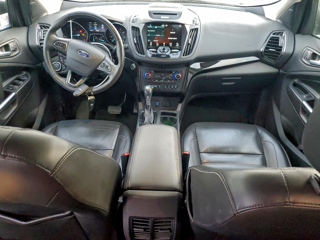 2017 FORD ESCAPE TITANIUM photo 8