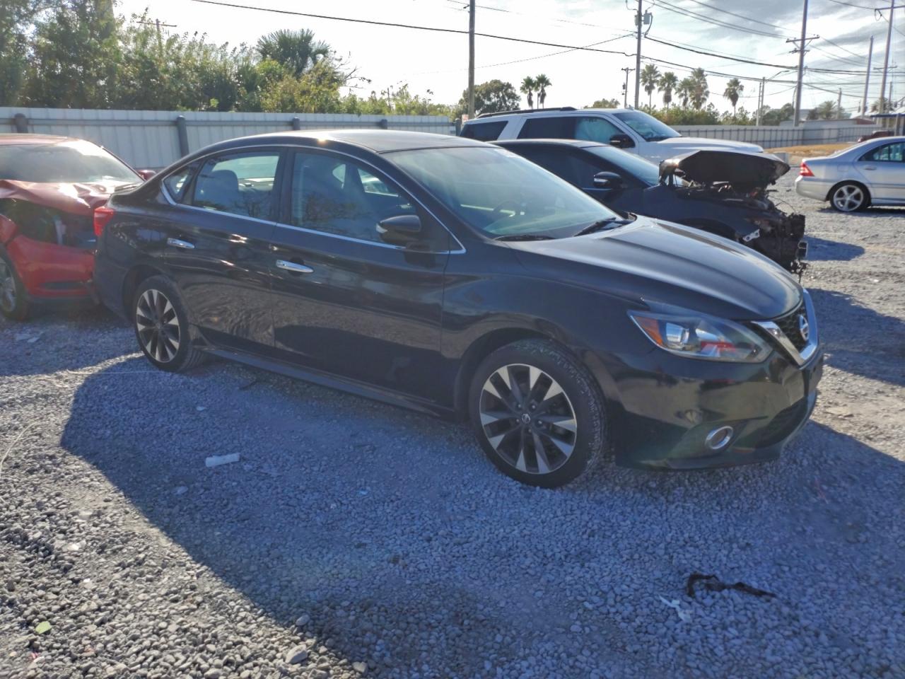 2017 NISSAN SENTRA S photo 4