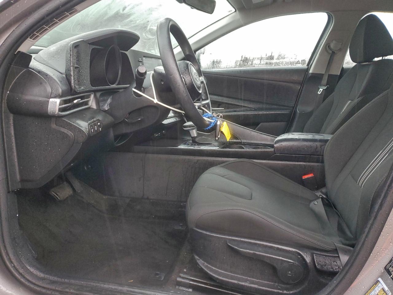 2023 HYUNDAI ELANTRA BLUE photo 13