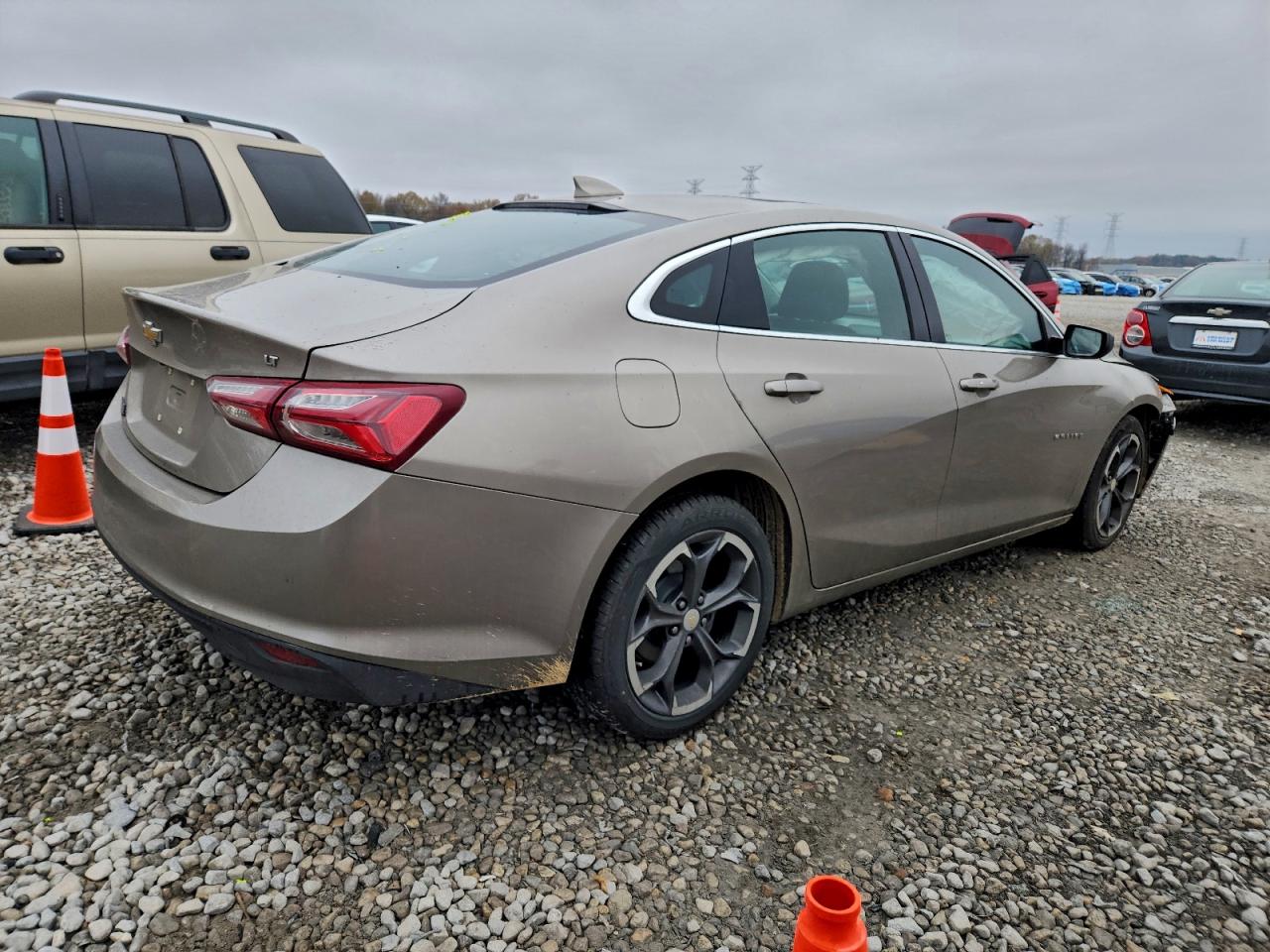 2022 CHEVROLET MALIBU LT photo 7