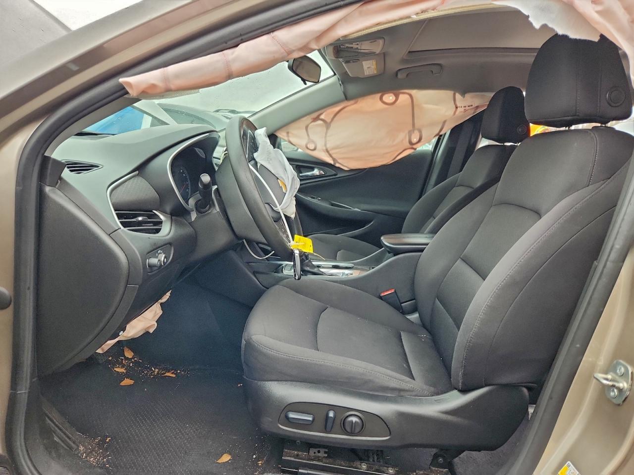 2022 CHEVROLET MALIBU LT photo 19
