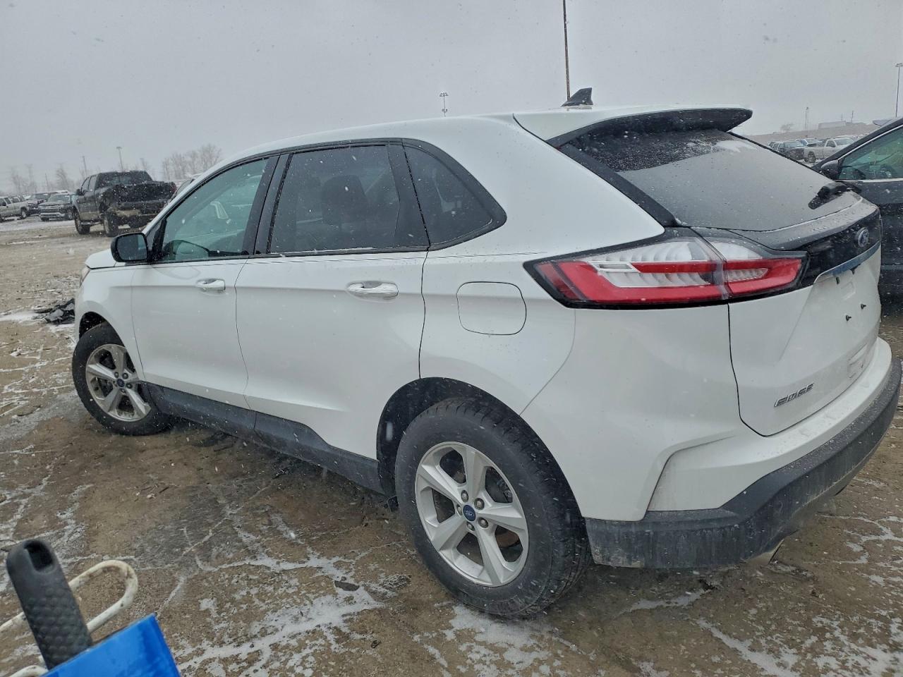 2020 FORD EDGE SE photo 3