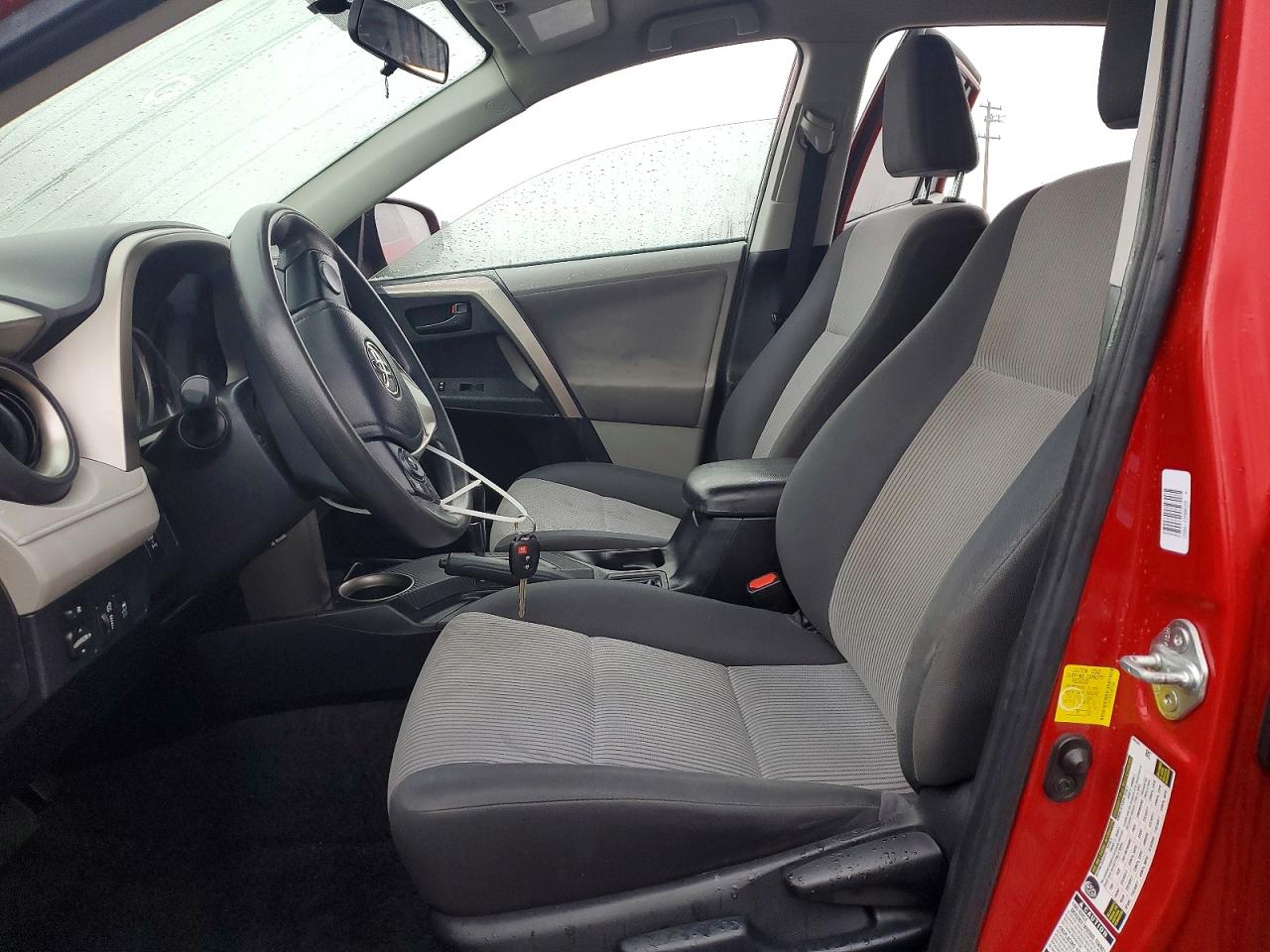 2013 TOYOTA RAV4 LE photo 7