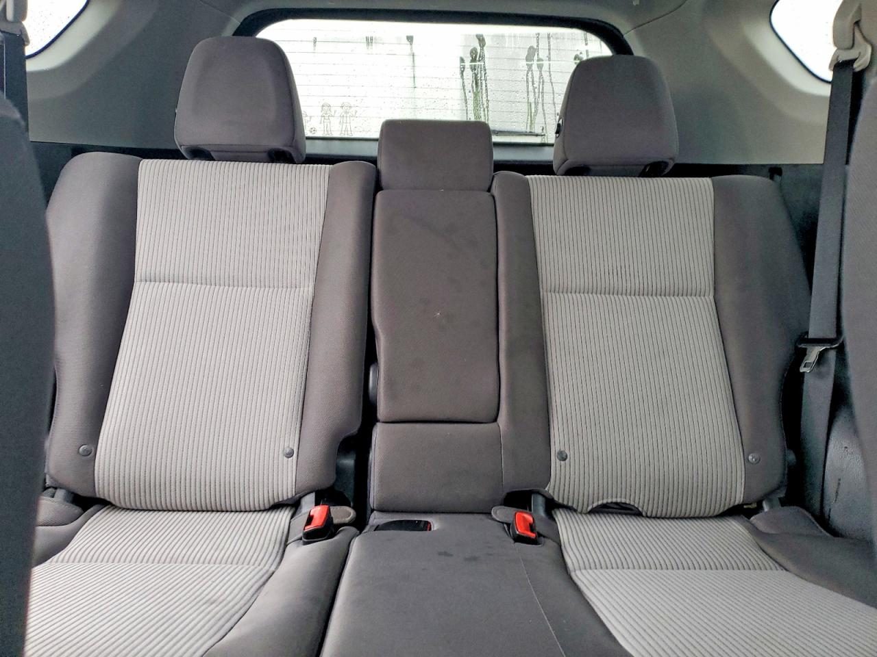 2013 TOYOTA RAV4 LE photo 10