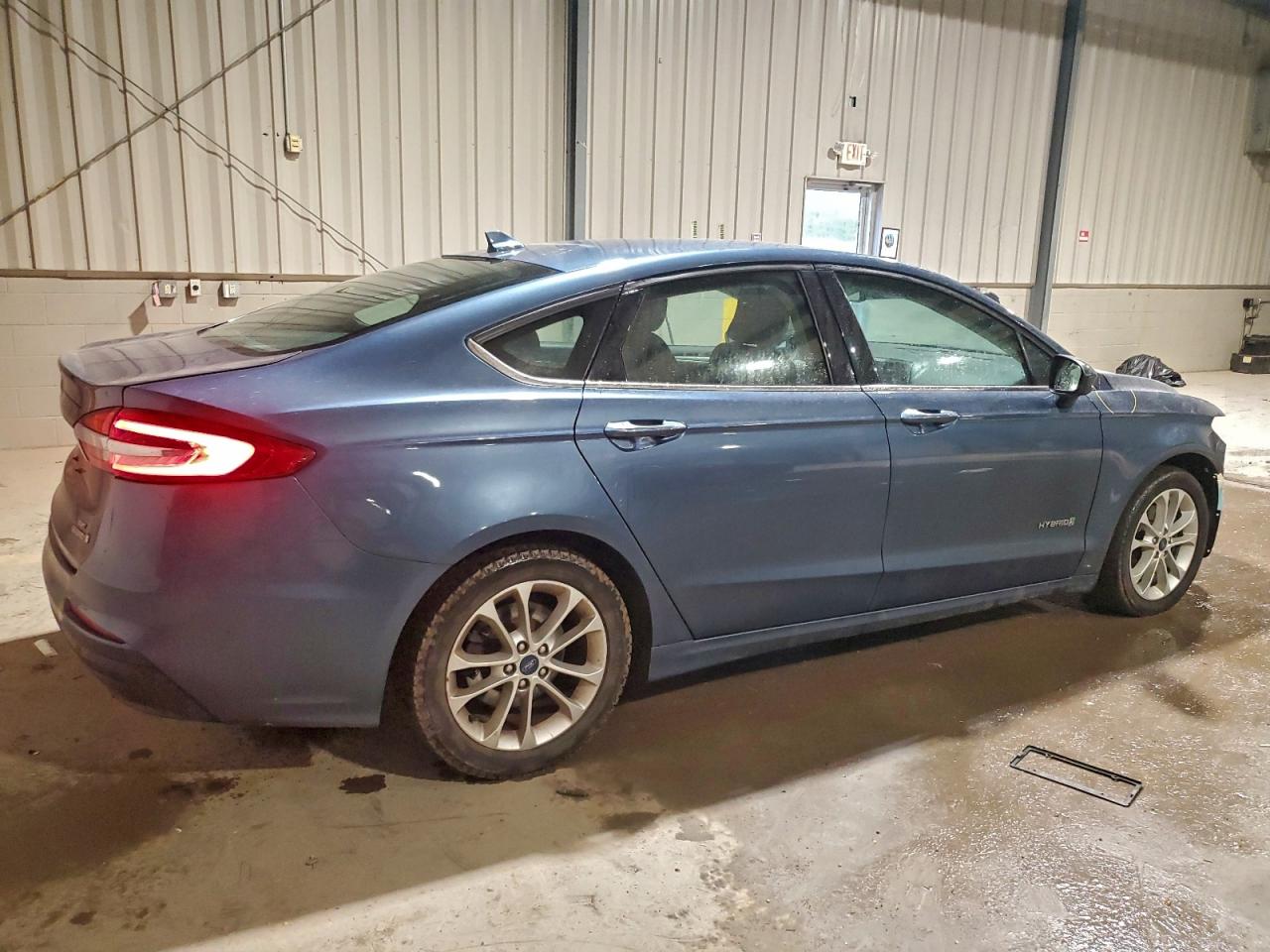 2019 FORD FUSION SE photo 3