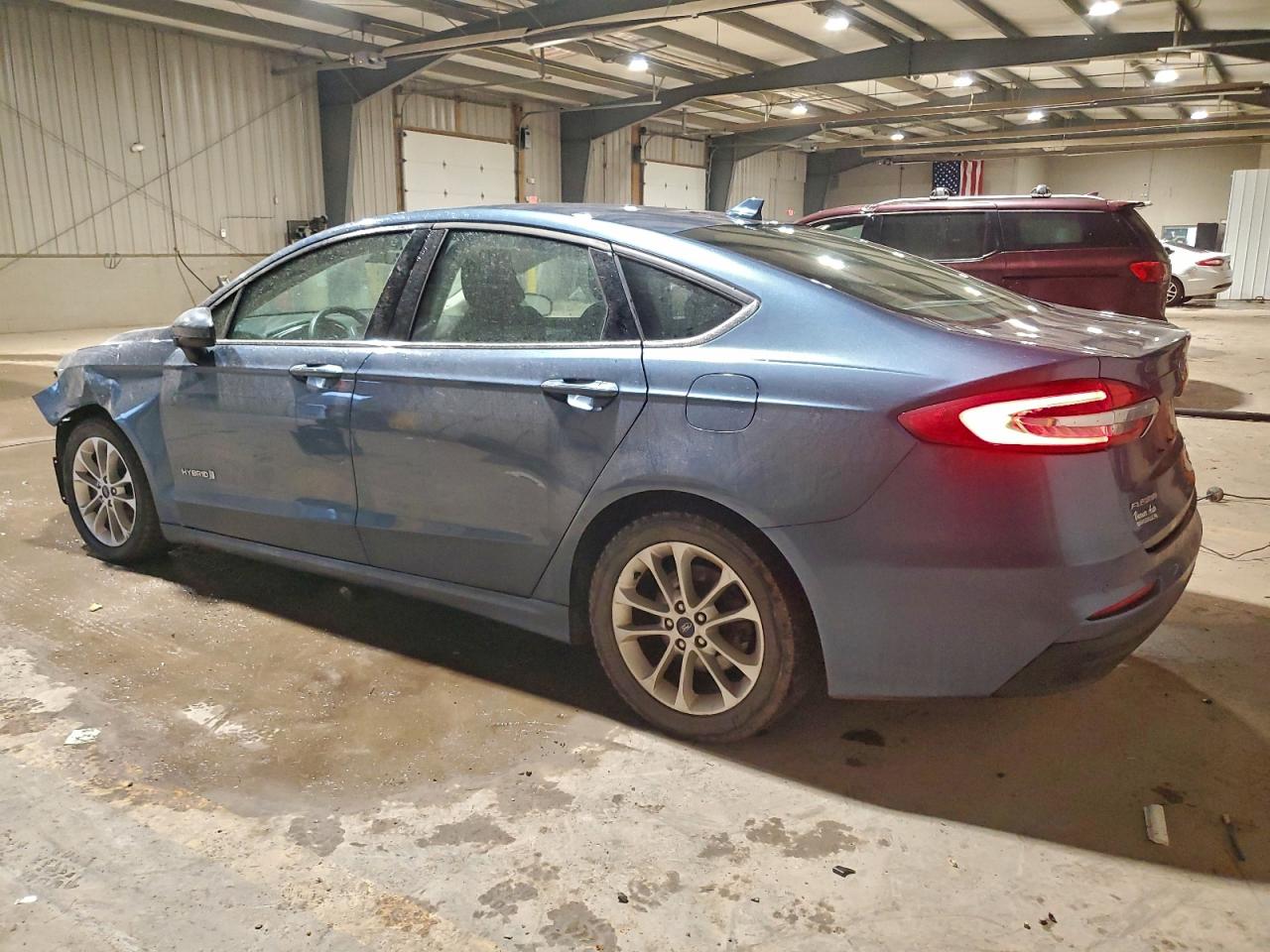 2019 FORD FUSION SE photo 2