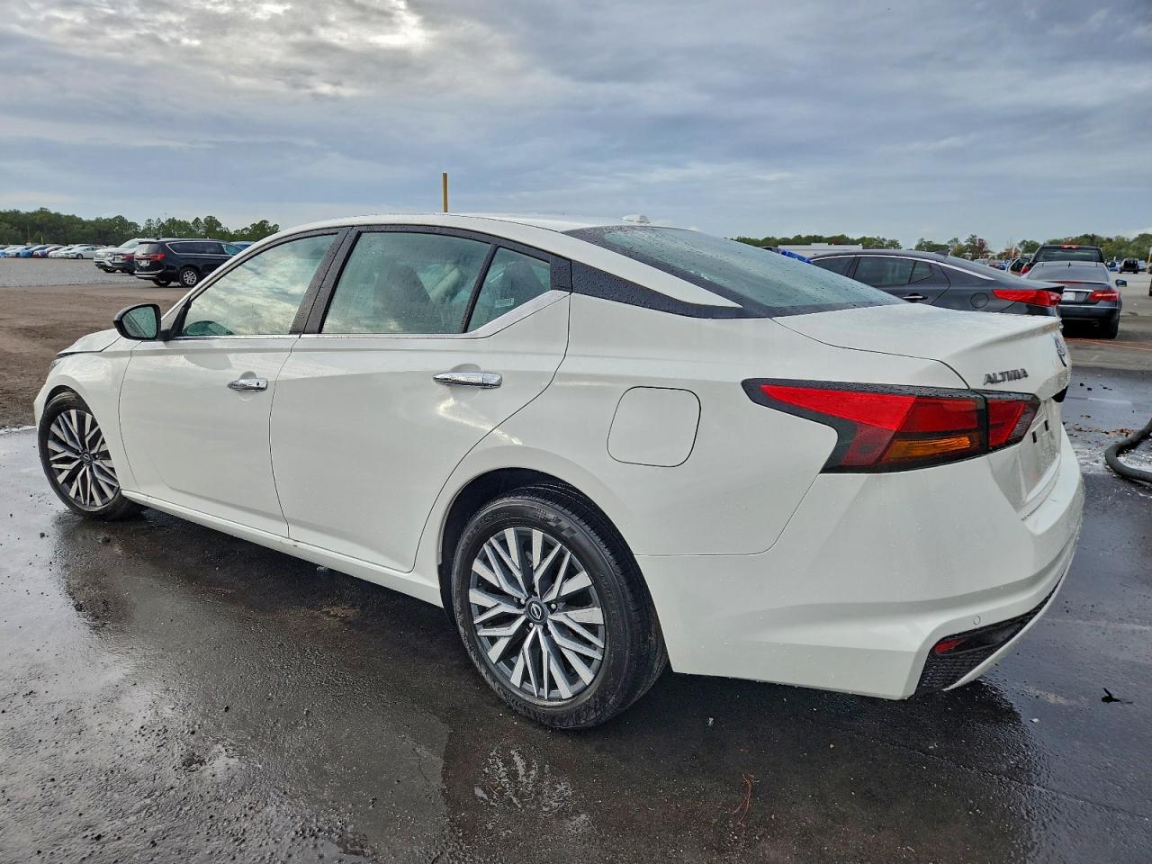 2025 NISSAN ALTIMA 2.5 SV photo 2