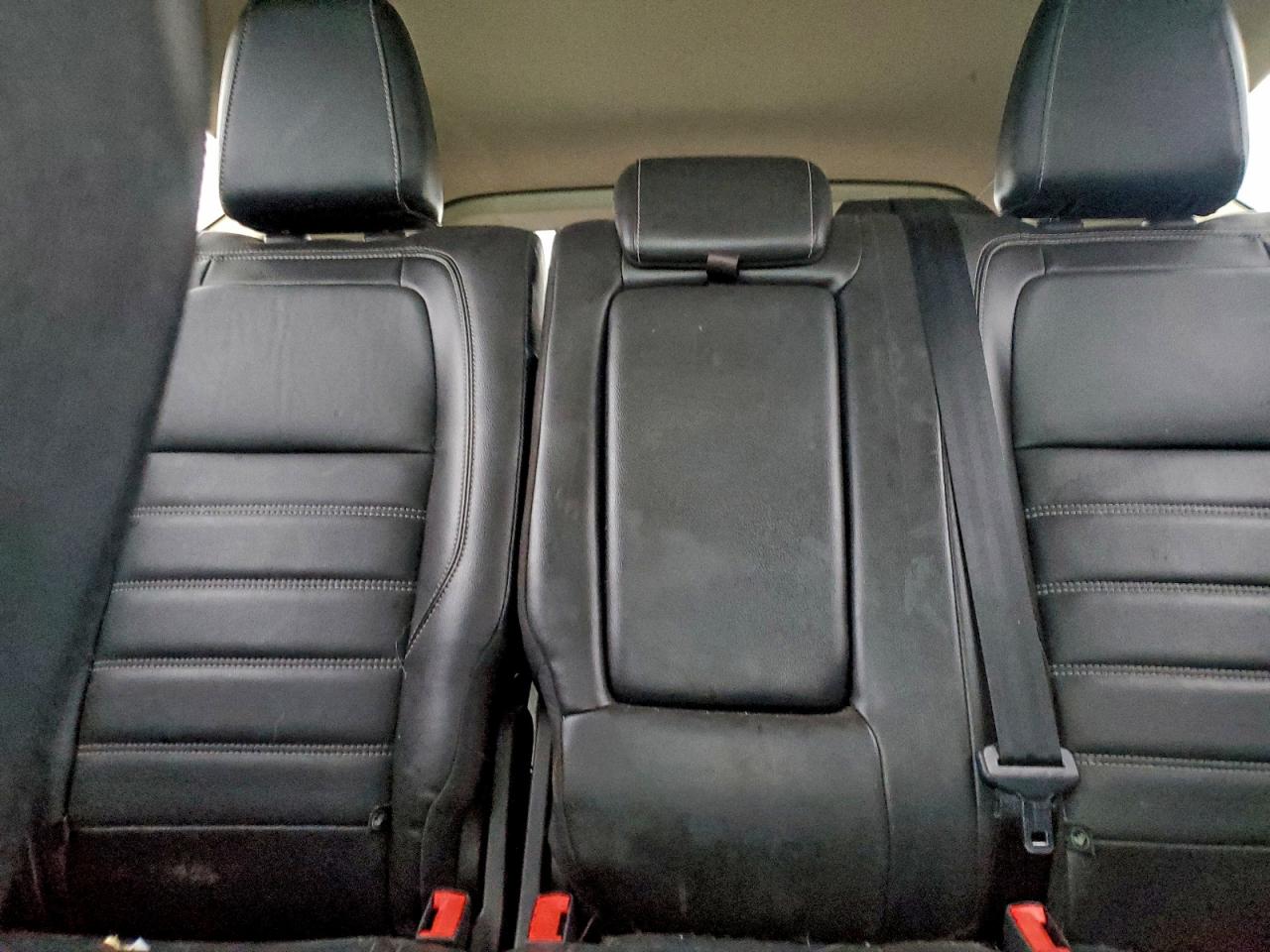2017 FORD ESCAPE SE photo 28