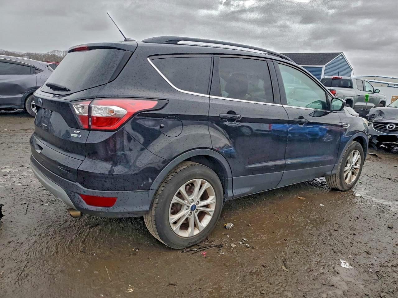 2017 FORD ESCAPE SE photo 7