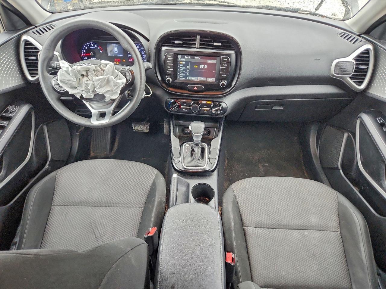 2020 KIA SOUL LX photo 8