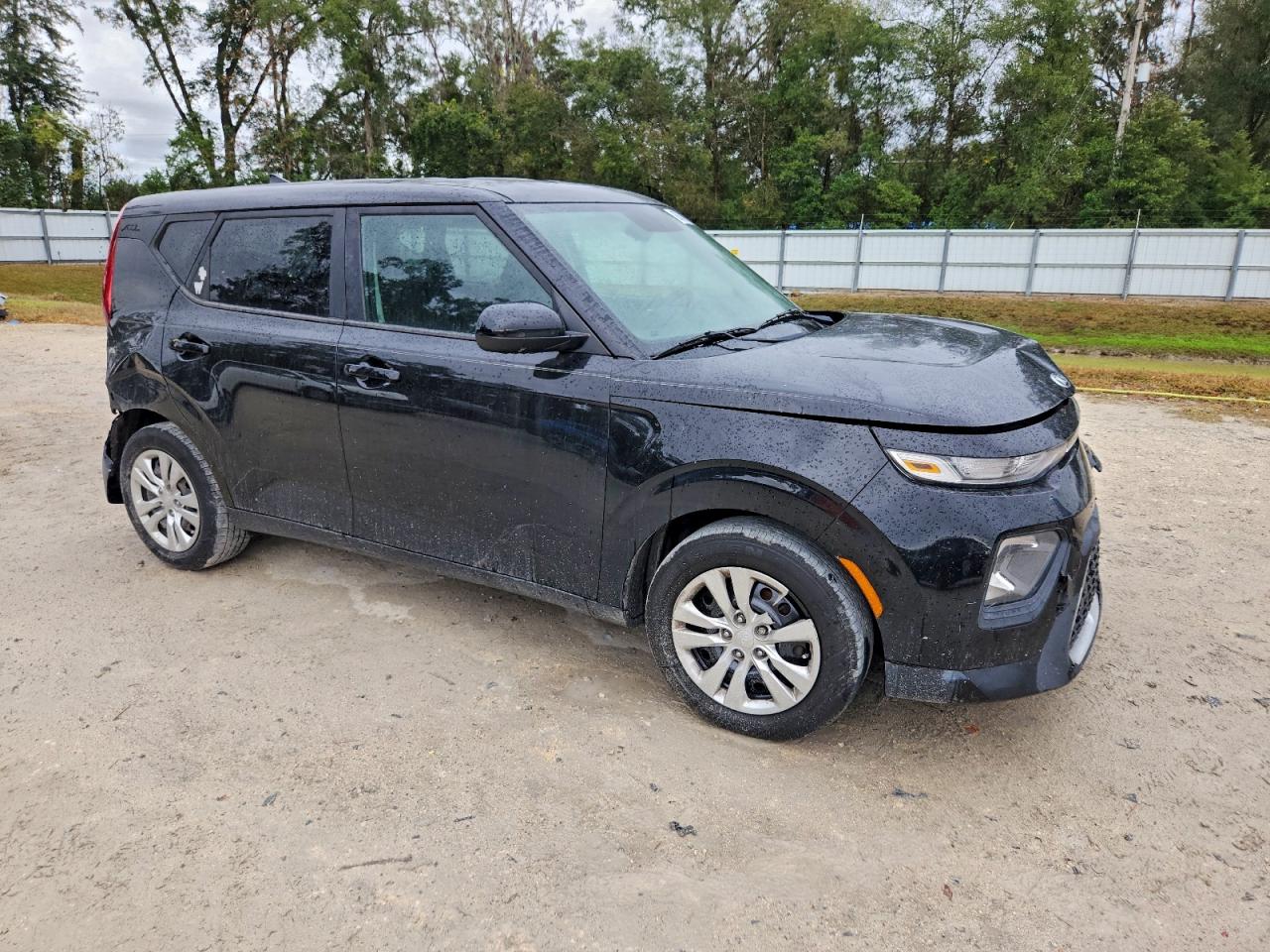 2020 KIA SOUL LX photo 4