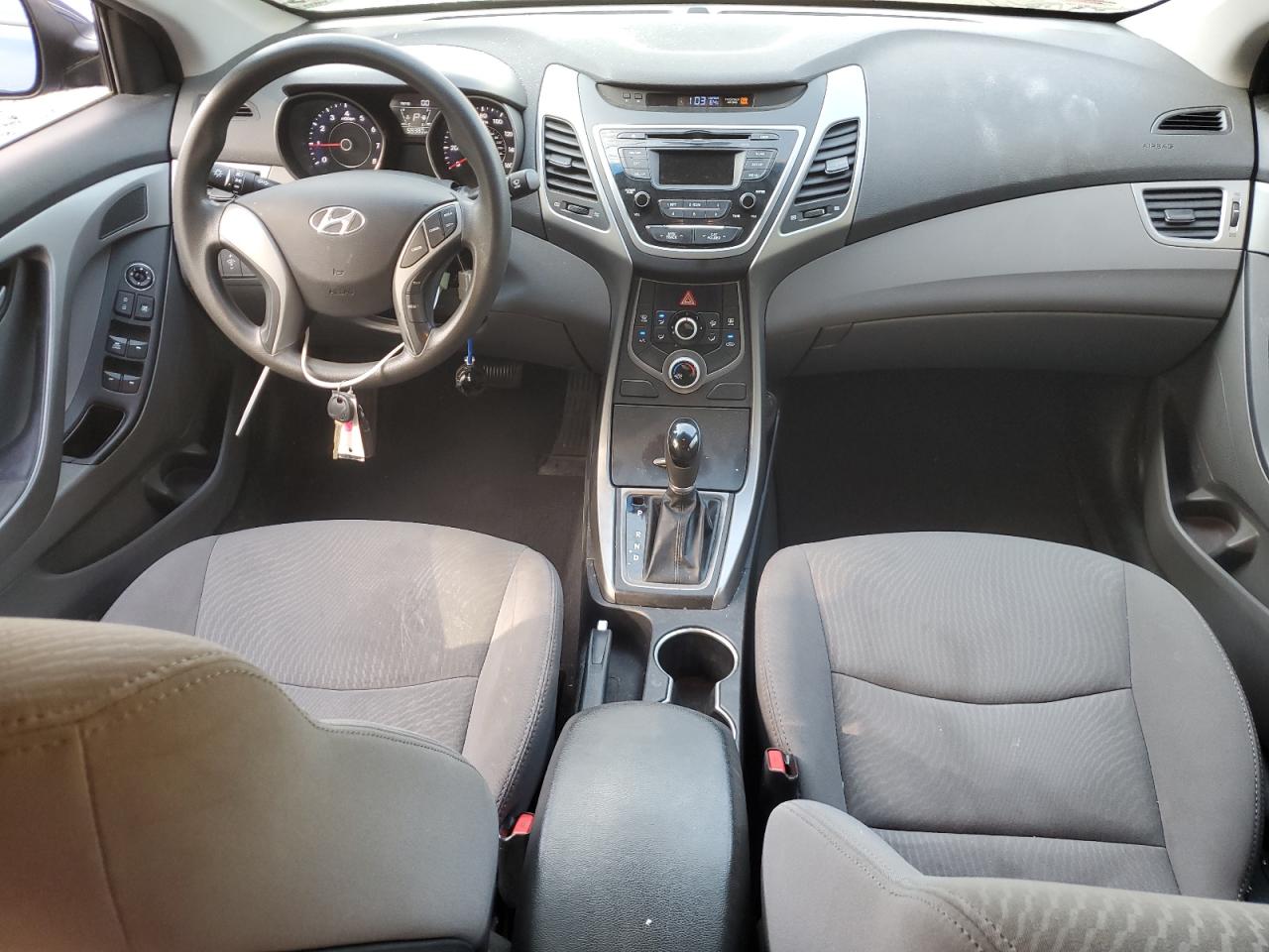 2016 HYUNDAI ELANTRA SE photo 15