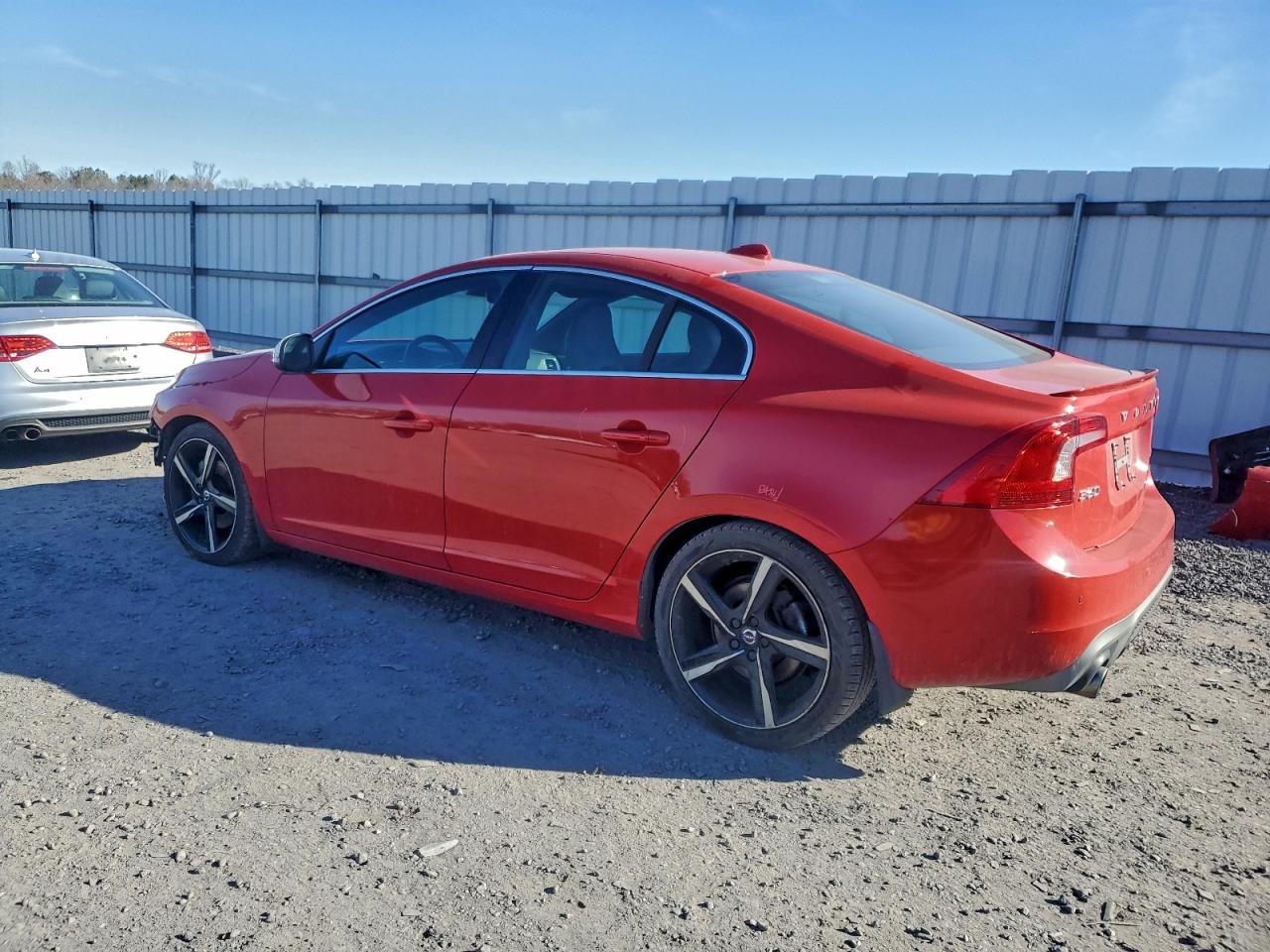 2016 VOLVO S60 POLESTAR photo 2