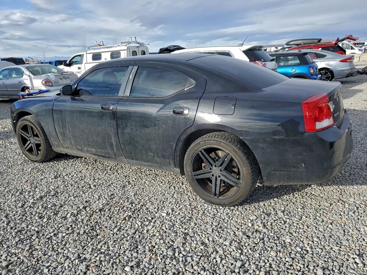 2010 DODGE CHARGER photo 2