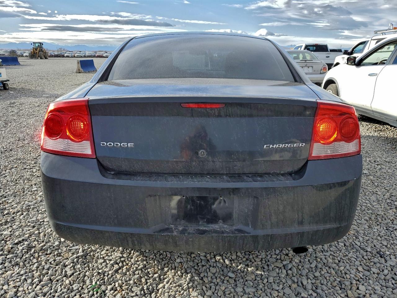 2010 DODGE CHARGER photo 6