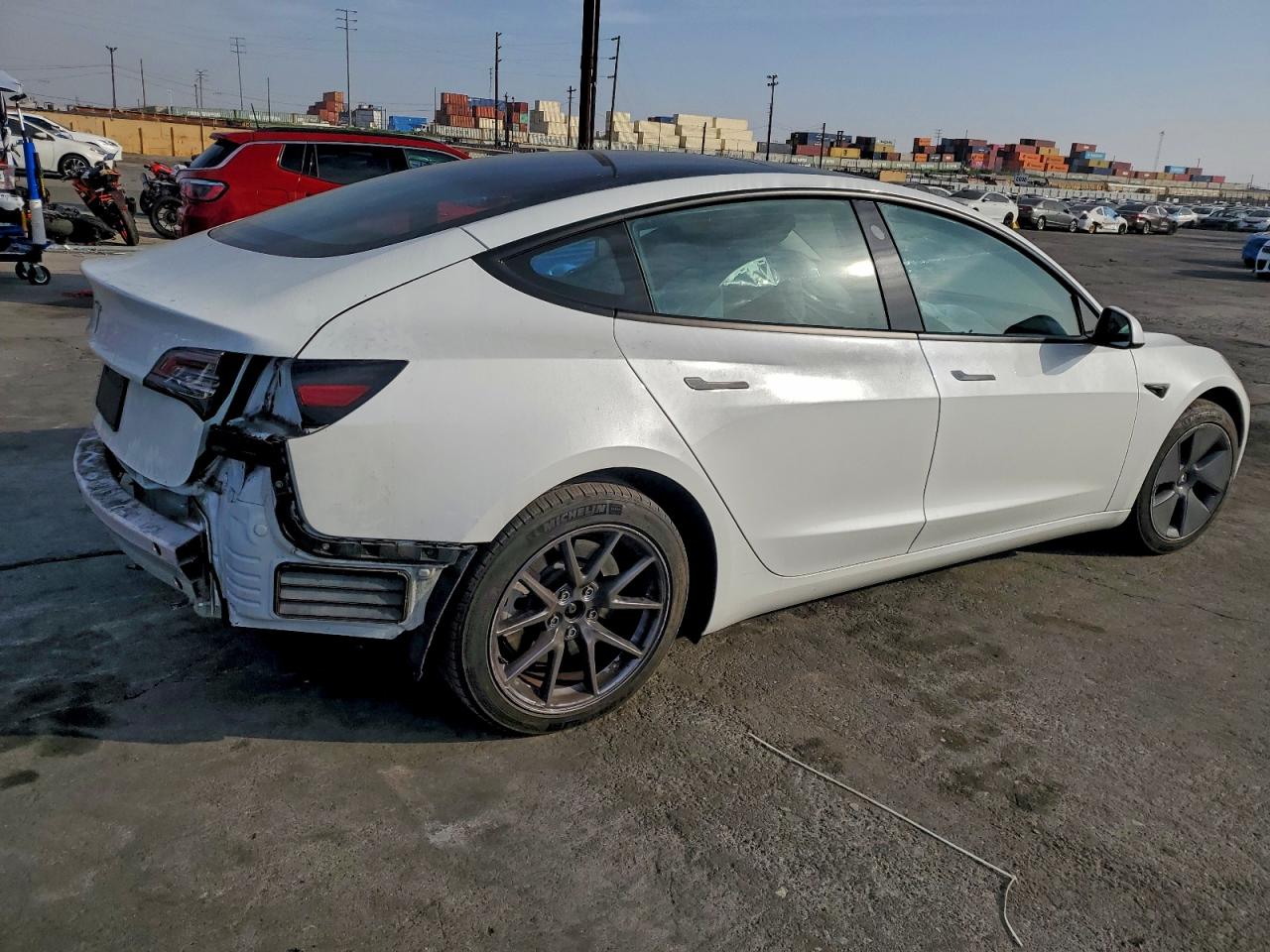 2022 TESLA MODEL 3 photo 3