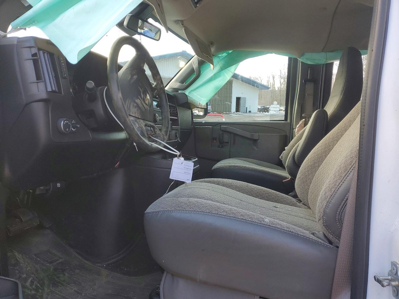 2024 CHEVROLET EXPRESS G3500 LT photo 13