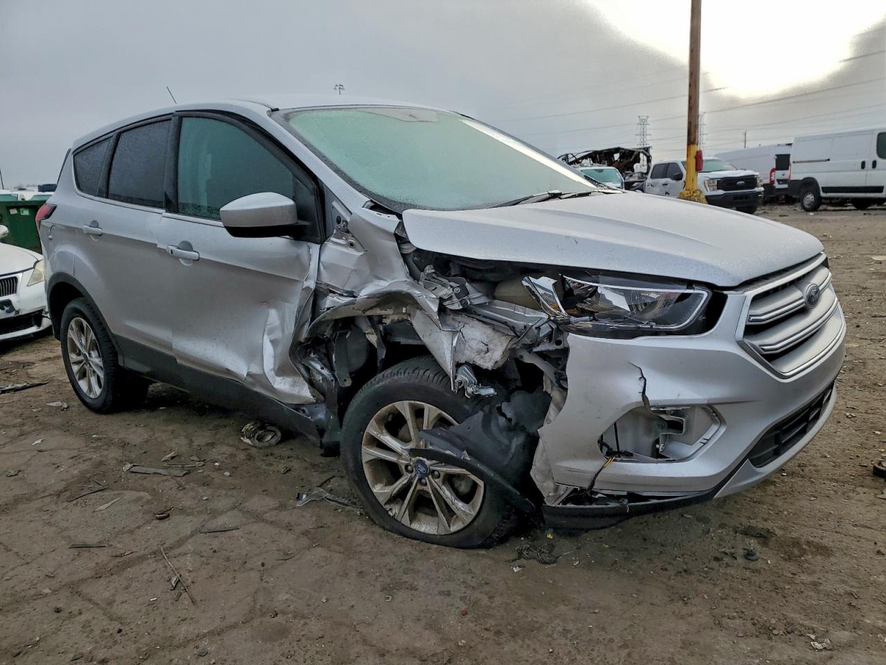 2019 FORD ESCAPE SE photo 10