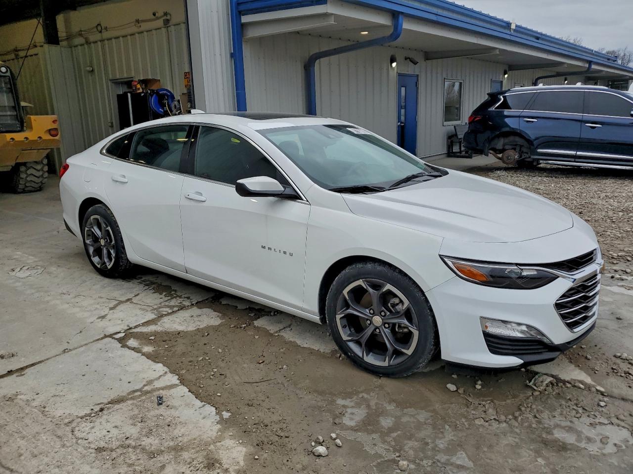 2023 CHEVROLET MALIBU LT photo 7