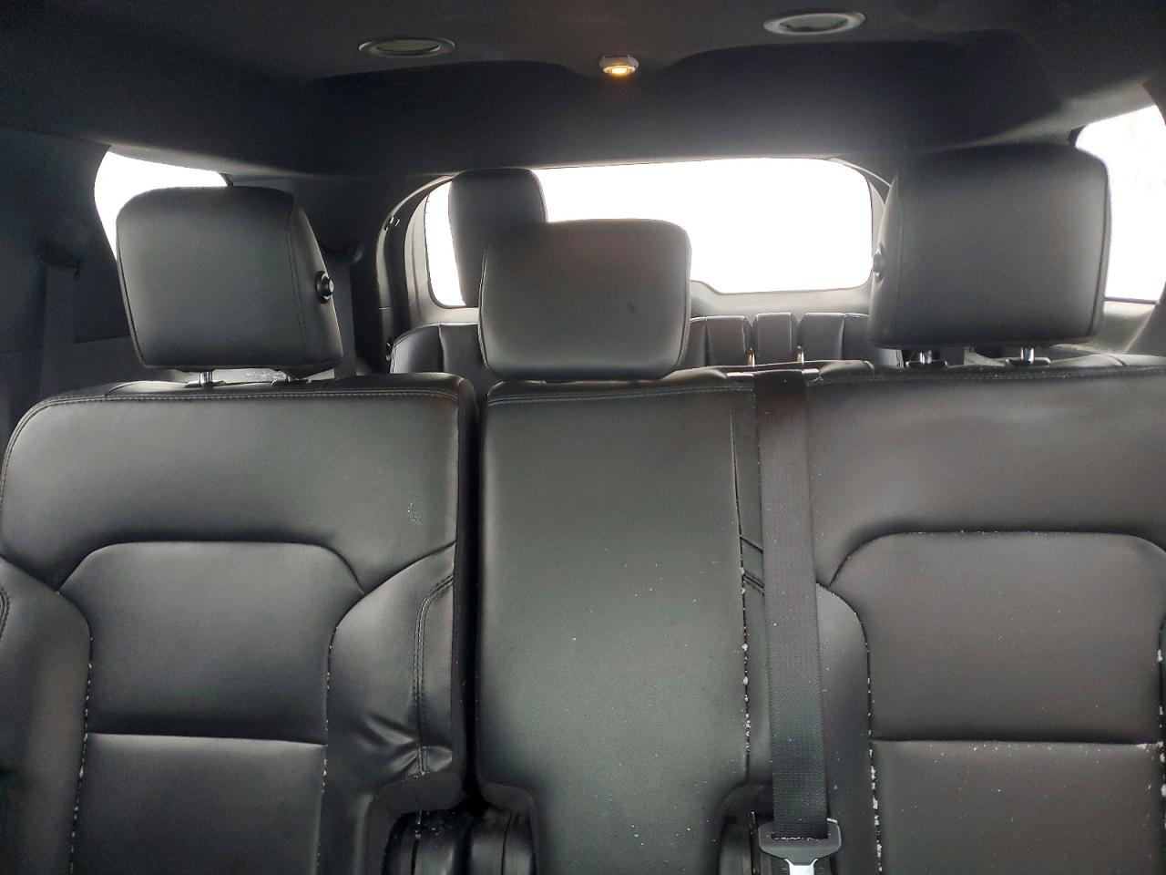 2019 FORD EXPLORER XLT photo 28