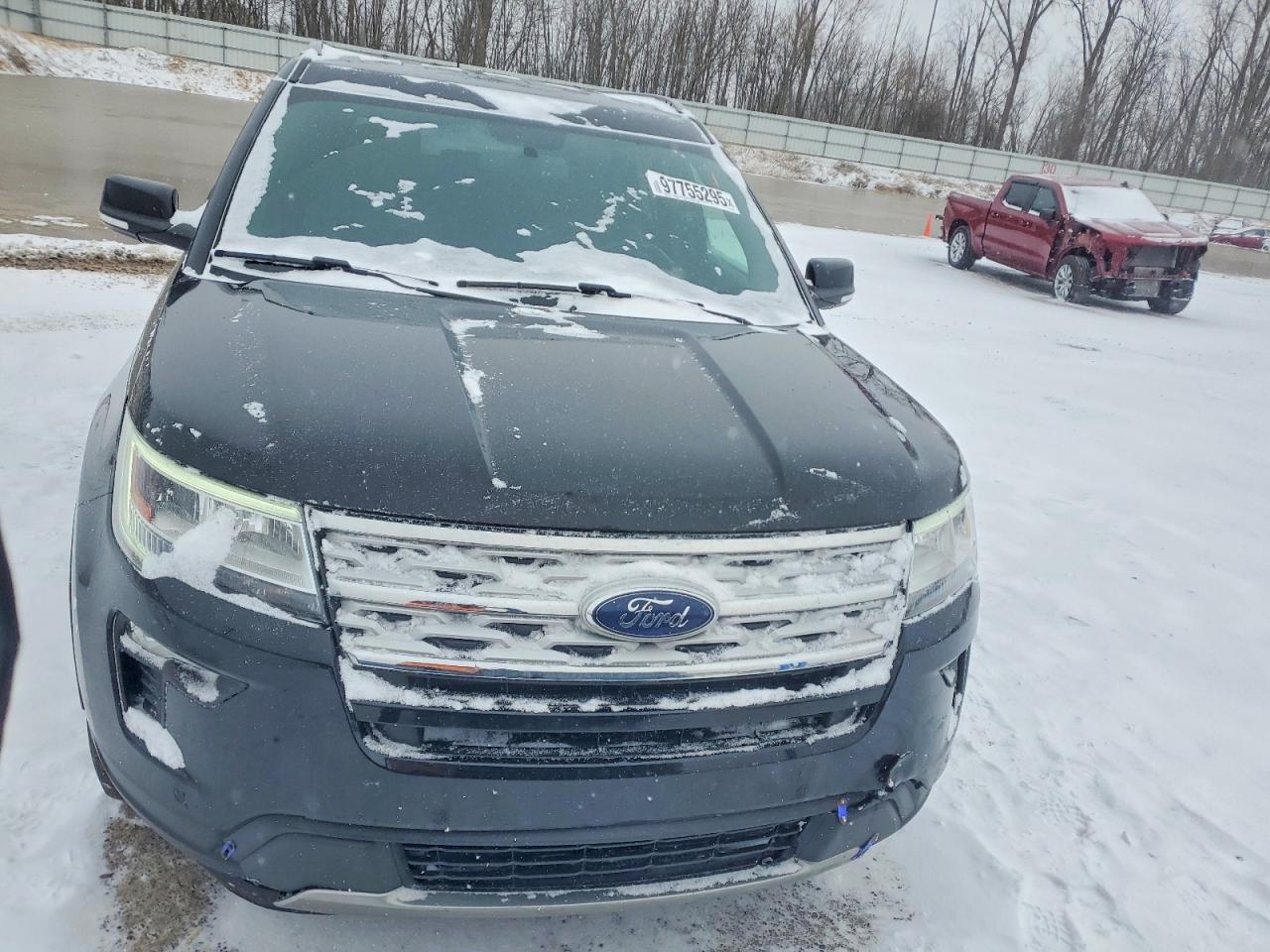 2019 FORD EXPLORER XLT photo 13
