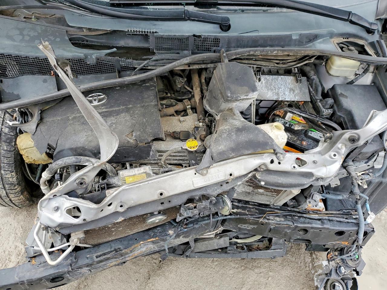 2015 TOYOTA SIENNA XLE photo 34