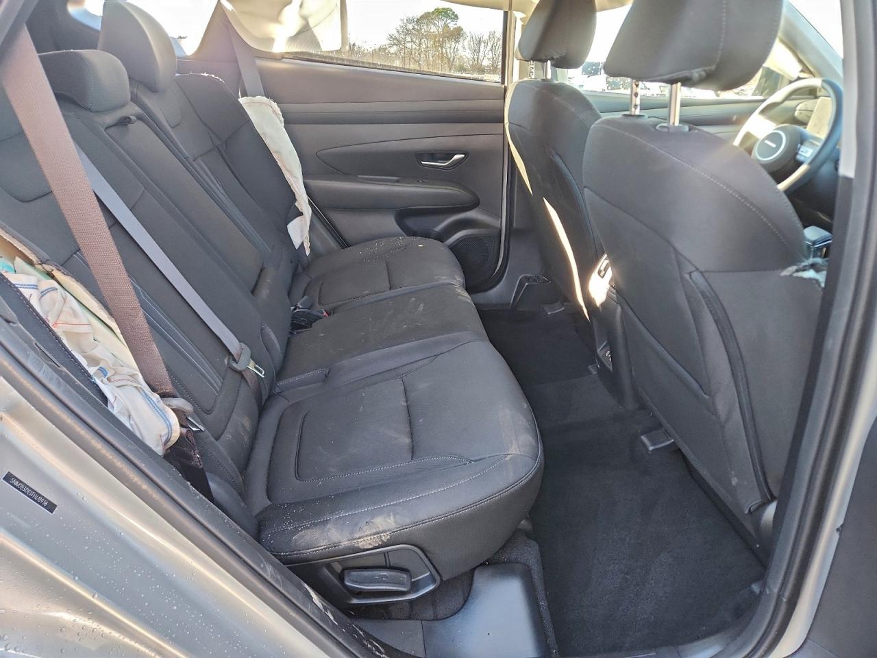 2026 HYUNDAI TUCSON SEL photo 11