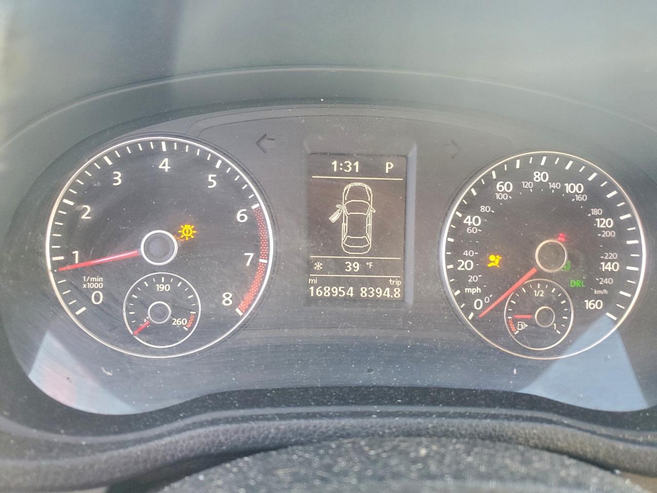 2014 VOLKSWAGEN PASSAT SE photo 9