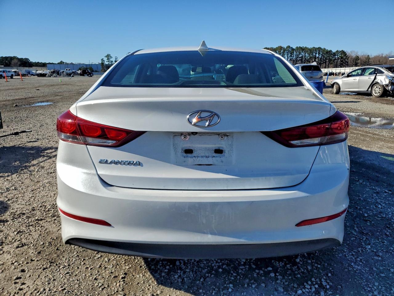 2018 HYUNDAI ELANTRA SEL photo 6