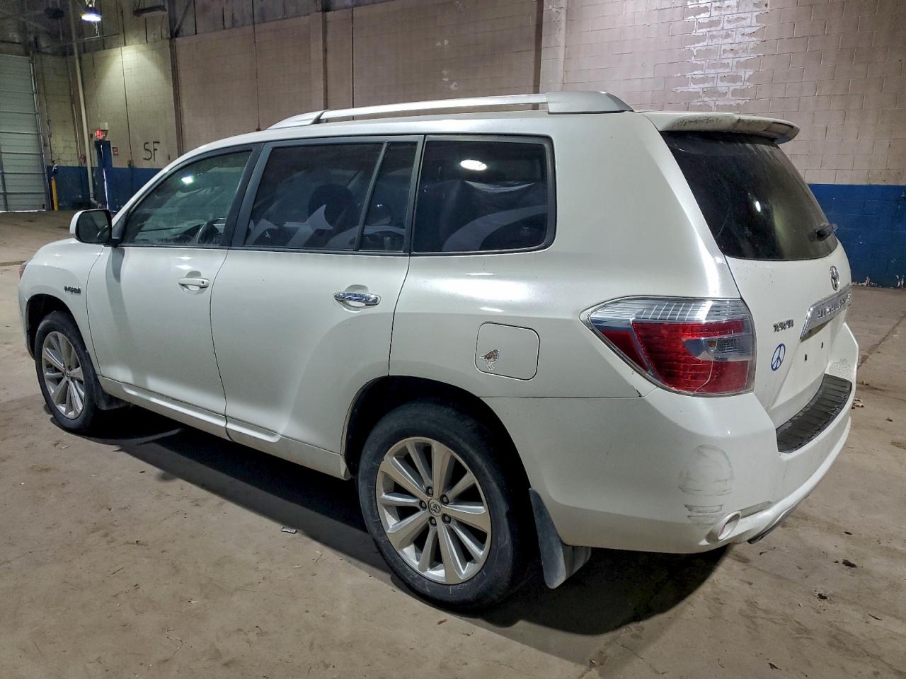 2008 TOYOTA HIGHLANDER HYBRID photo 2