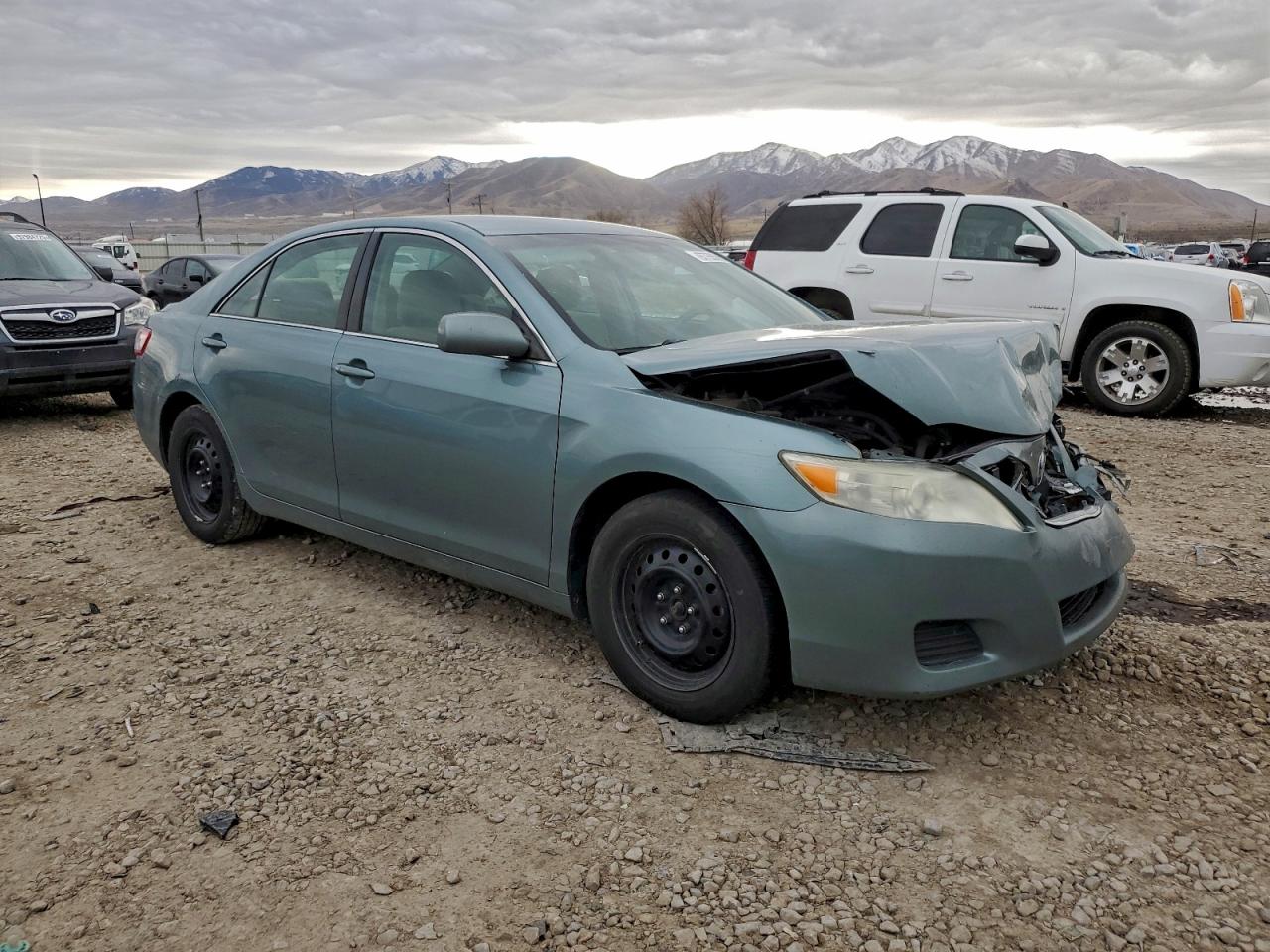 2011 TOYOTA CAMRY BASE photo 4