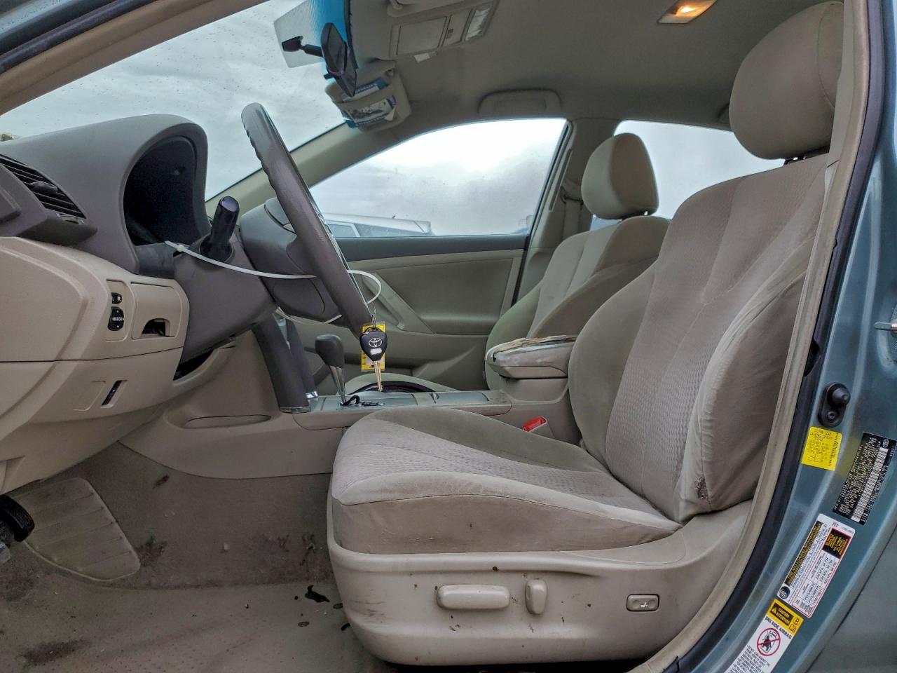 2011 TOYOTA CAMRY BASE photo 7