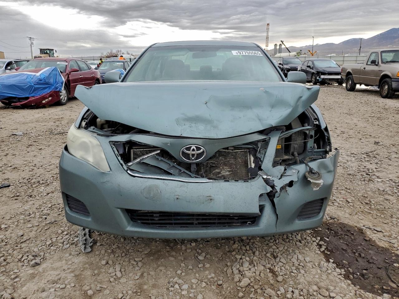 2011 TOYOTA CAMRY BASE photo 5